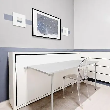 Charming Station Apartamento